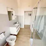 Casa Giuly , Attico Sul