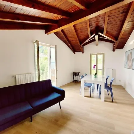 Casa Giuly , Attico Sul Apartmán