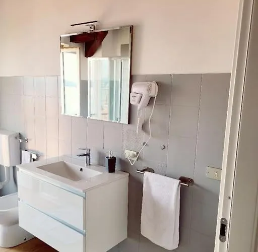 Casa Giuly , Attico Sul Apartamento Belgirate