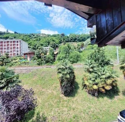 아파트 Casa Giuly , Attico Sul 벨지라테