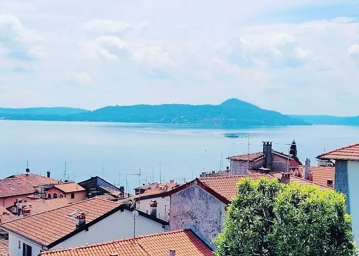 Casa Giuly , Attico Sul Belgirate